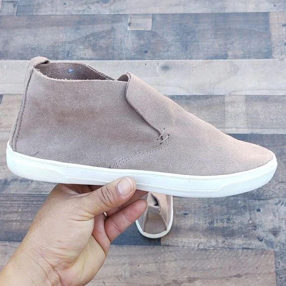 DV By Dolce Vida Roselyn Suede High Top Sneakers Chukka style pull on sz 8 women - Picture 2 of 15